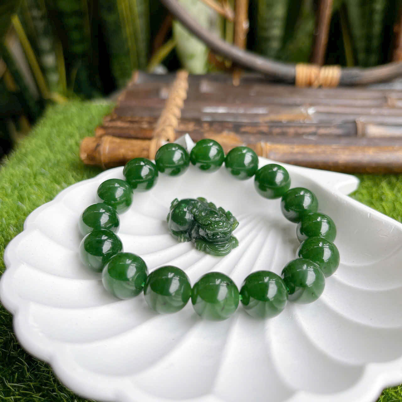 Chuỗi ngọc bích