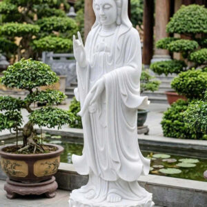 Tượng Phật Bà Quan Âm bằng đá trắng tự nhiên nguyên khối