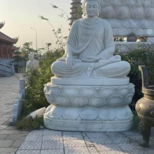 Tượng phật Thích Ca đá trắng nguyên khối